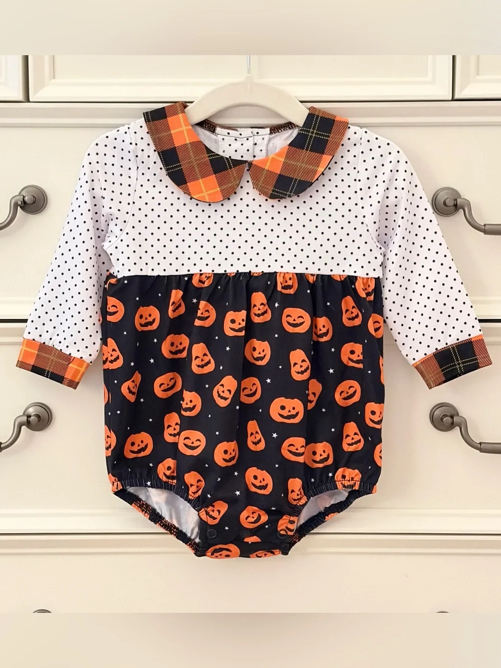 NWOT Abby & Evie Long Sleeve Pumpkin Bubble Size 6 Months